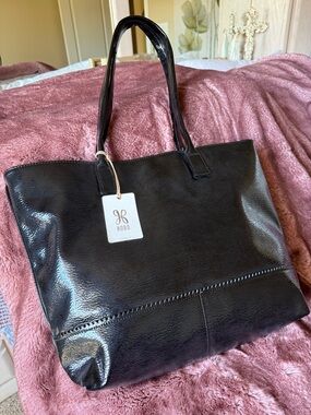 HOBO SHOPPER TOTE NWT BLACK GREAT FO LAPTOP OR EVERYDAY USE! STUNNING!